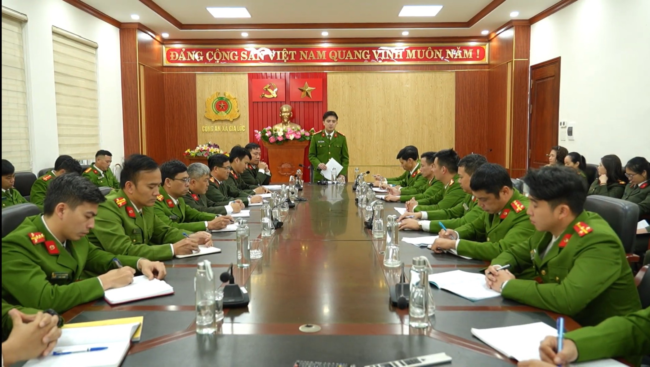 Công an xã Gia Lộc triển khai phương án bảo đảm an ninh, trật tự phục vụ bầu cử